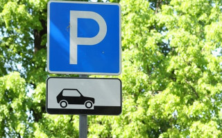 У Франківську чоловік вимагав в суді 20 тисяч грн моральної компенсації за листування з управлінням транспорту