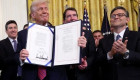 Трамп підписав перший в історії США закон про криптовалюту