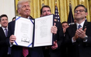 Трамп підписав перший в історії США закон про криптовалюту