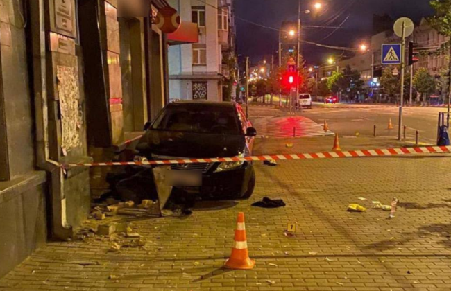 У Києві жінка, яка збив працівник прокуратури Андрій Молочний, померла в лікарні — генпрокурор