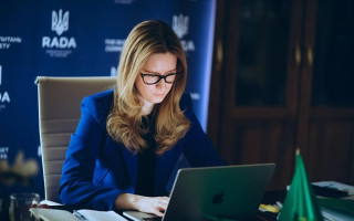 У бюджетному комітеті вважають, що міжнародним партнерам час дозволити використовувати їх допомогу на потреби ЗСУ