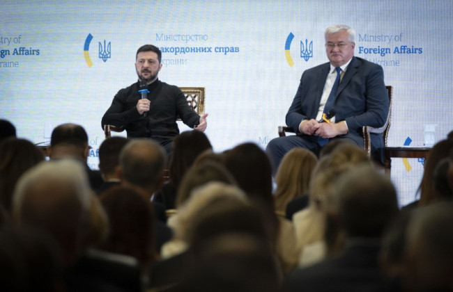 Зеленський про множинне громадянство: будемо визначати коло країн, із якими будуть відкриватися процедури