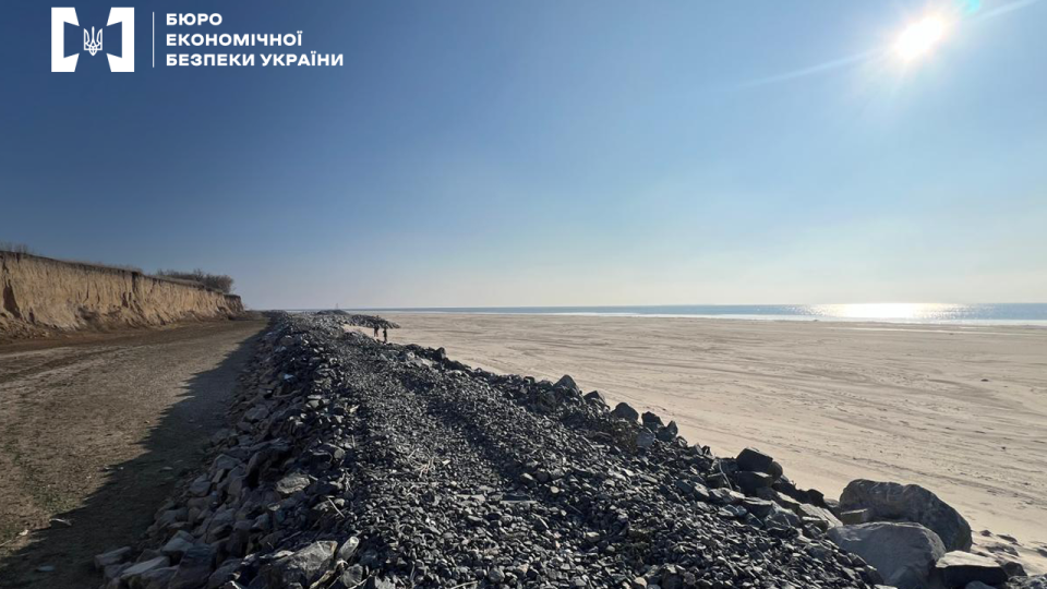 Збитки понад 1,5 млн при берегоукріпленні Кременчуцького водосховища — підозрюють колишнього посадовця та інженера
