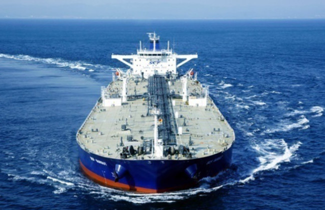 135 нефтяных танкеров — Британия ударила санкциями по теневому флоту РФ