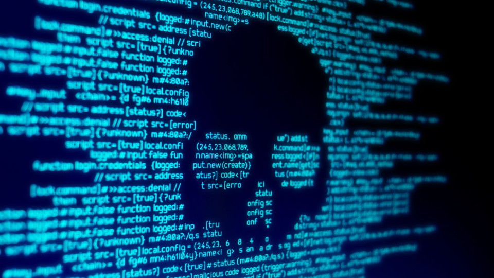Хакеры взломали правительственные серверы – Microsoft выпустила срочное обновление