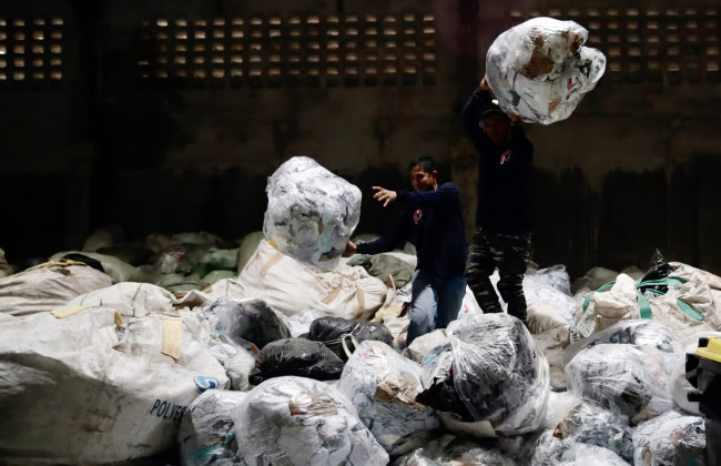 Еврокомиссия подает в суд на Францию из-за маркировки отходов