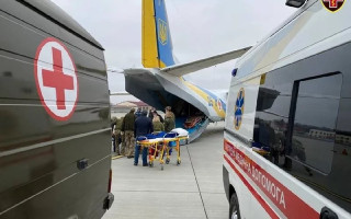Украинских военных могут направить на лечение за границу: как это работает