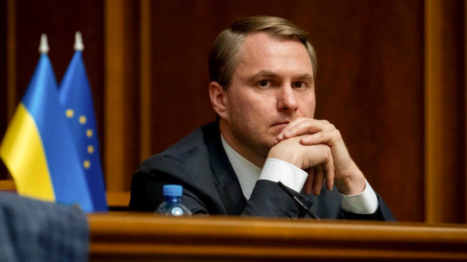Руслан Кравченко заявив, що не планує забирати справи у НАБУ і САП, але буде вивчене питання щодо окремих проваджень – зокрема з «чужою» підслідністю