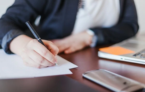 В Гоструда объяснили, как работникам уволиться после смерти физлица-работодателя