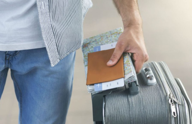 Налоговая разъяснила, являются ли плательщиками туристического сбора физические лица – иностранцы, прибывшие в командировку