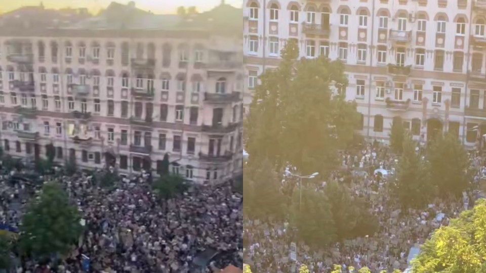 На площади возле театра Франко собрался митинг по закону о НАБУ и САП, видео
