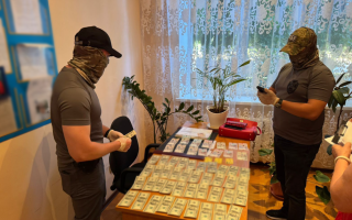 На Одещині завідувачка гуртожитків вимагала 4,5 тисячі доларів від військового за покращення житлових умов