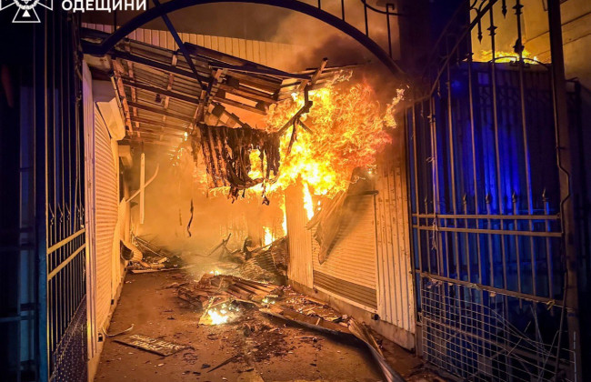 Как выглядит Привоз в Одессе после атаки шахедов и работает ли рынок сейчас, видео и фото