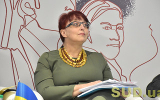 Третьякова запропонувала Генпрокурору Кравченку переворот у системі оплати праці прокурорів – і щоб вони виходили на пенсію у 60-65 років