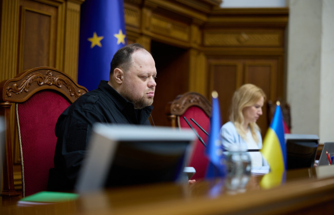 Руслан Стефанчук сообщил, что заседание Верховной Рады, на котором планируется отменить нормы закона 12414, назначено на 31 июля