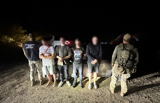 24 тысячи долларов за побег – на Буковине раскрыли схему незаконного пересечения границы