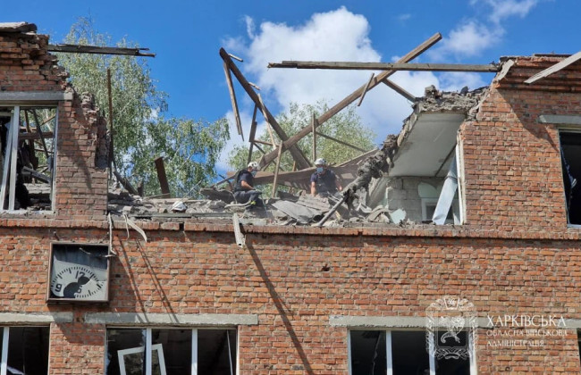 Россия сбросила авиабомбу на медучреждение в Харькове