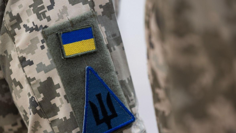 На Львівщині військовий пішов у СЗЧ і вкрав бензопилу — як його покарав суд