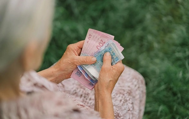 Скільки потрібно працювати, щоб вийти на пенсію в 60 років у 2025 році