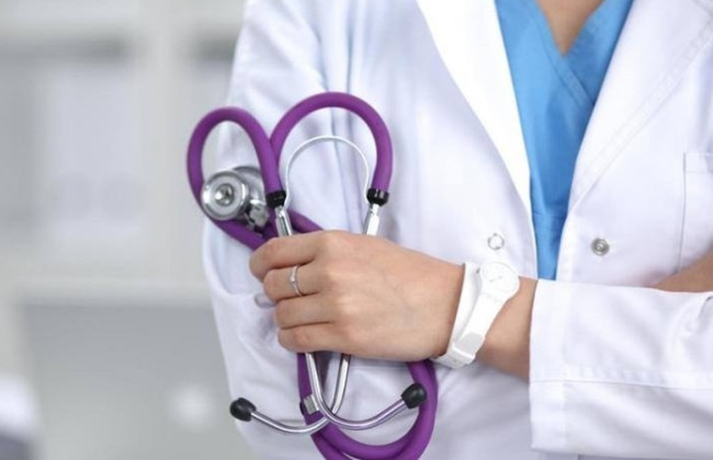 Украинцам уточнили, какие условия назначения пенсии за выслугу лет медицинским работникам