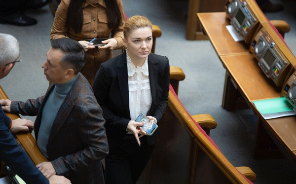 В «Слузі народу» заявили, що можуть розглянути законопроект Президента про НАБУ і САП без поправок до другого читання