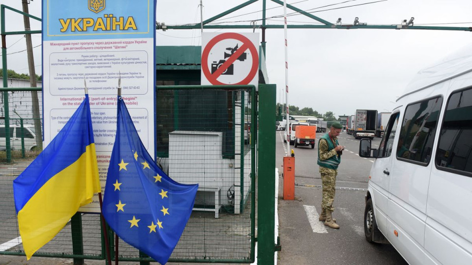 Рада суддів звернулася до Кабміну щодо надання дозволу на виїзд суддям-жінкам за кордон