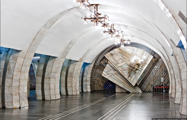 Станция метро «Лыбедская» закрыта из-за подозрительного предмета