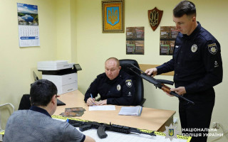 Кияни задекларували понад 1000 одиниць вогнепальної зброї та чверть мільйона набоїв
