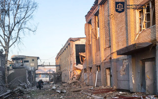 Россия ударила по исправительной колонии на Запорожье: 17 погибших, десятки раненых – Минюст