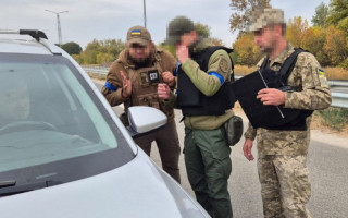Проверяют документы и могут ограничить проезд — СБУ проводит мероприятия по безопасности в Деснянском районе Киева