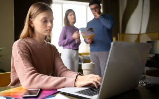 Праця неповнолітних: які особливості надання відпусток