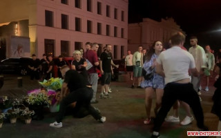 В Житомире произошла массовая драка прямо посреди улицы на глазах правоохранителей
