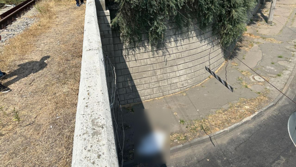 В Николаеве мужчина прыгнул с моста, убегая от полиции и ТЦК — ГБР