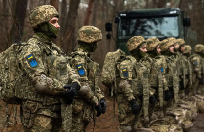 Кабмин расширяет «Контракт 18–24» и подает в Раду законопроект об отсрочке для тех, кто отслужил по программе