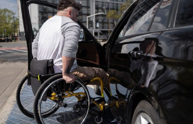 В Кривом Роге закрыли безбарьерную автошколу