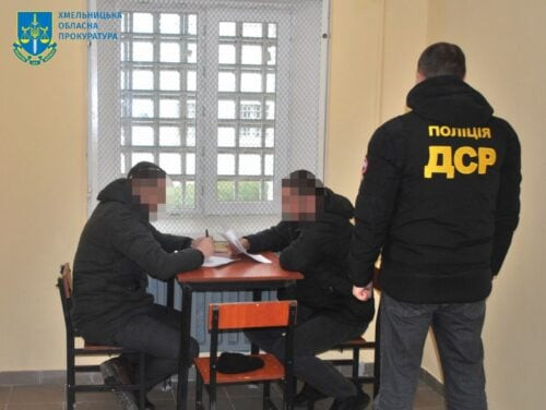 Апеляційний суд підтвердив законність вироку у справі про поширення злочинного впливу та злочини проти власності: деталі справи