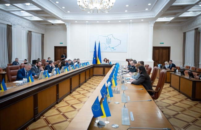 Кабмин установил новые правила по ИИ-текстам в диссертационных работах