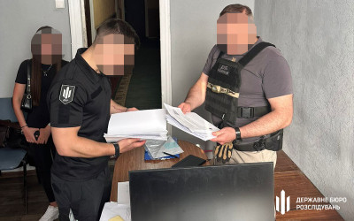 ГБР разоблачило харьковского правоохранителя, который за $2000 снял уклониста с розыска ТЦК