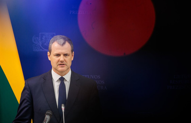 Еврофинансирование, обыски и конфликт интересов – премьер Литвы Палуцкас подал в отставку