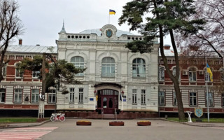 Здание Хмельницкого горсовета внесли в Государственный реестр недвижимых памятников