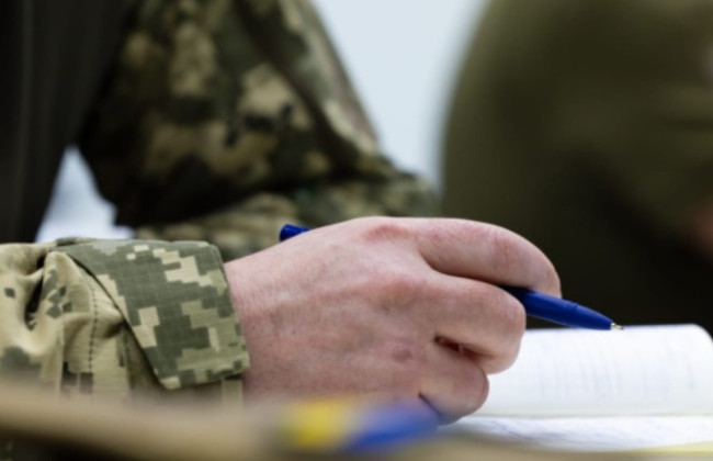 Добровольцы в возрасте 18-24 лет смогут учиться в вузах без отрыва от службы