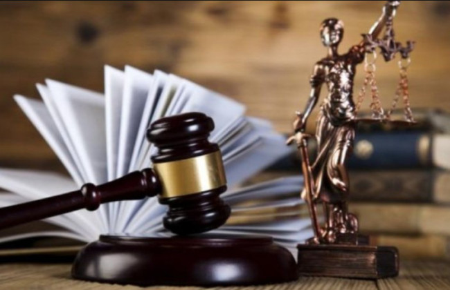 Отношения не носили характер семейных — суд отказал женщине в установлении факта проживания одной семьей с наследодателем