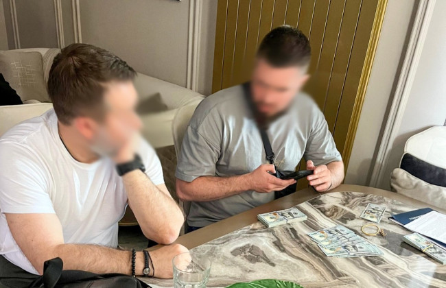 В НАБУ и САП рассказали подробности разоблачения нардепа и должностных лиц на взятке – фото