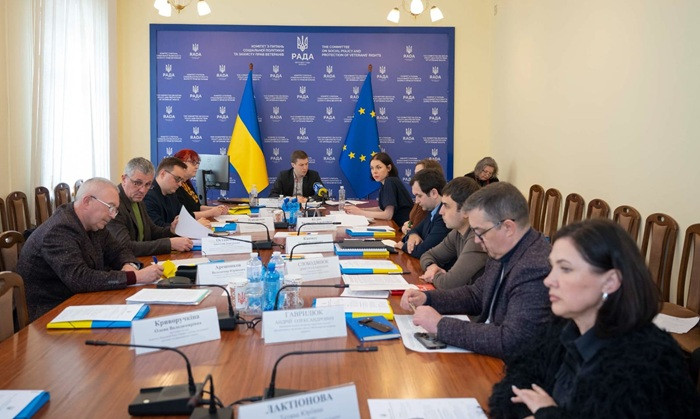 Оклади у НАБУ, НАЗК, АРМА та БЕБ будуть рахувати в орудних величинах — комітет рекомендував законопроект до прийняття