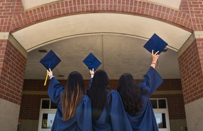 Украина будет признавать образование, полученное на временно оккупированных территориях — но есть исключения