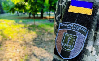 В Одессе возле ТЦК произошла стычка между раненым на фронте военным и женщиной