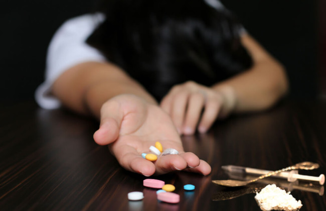 Как защитить ребенка от наркотиков – советы полиции для родителей