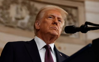 Трамп подтвердил прибытие двух атомных подлодок в «соответствующие регионы»