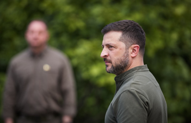 Зеленский ввел в действие новые санкции СНБО: под ограничения попали «похитители активов» и российские музейщики