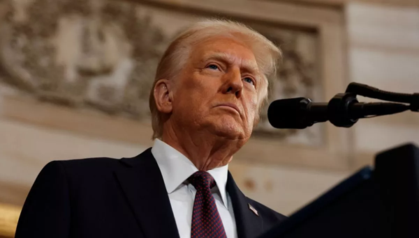 Трамп подтвердил прибытие двух атомных подлодок в «соответствующие регионы»